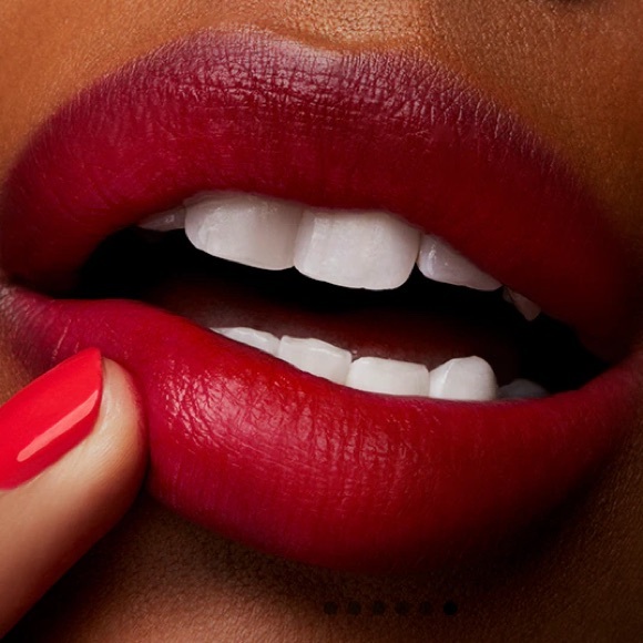 MAC- LOVE ME LIPSTICK GIVE ME FEVER (428) - Picture 3 of 5